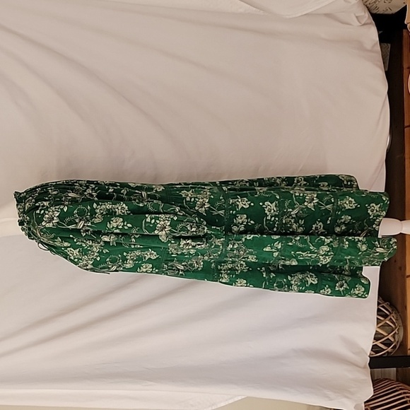 Alice + Olivia Size SP Layla Green Floral Tiered Ruffle Dress, Gently Used Cond. - Picture 5 of 16